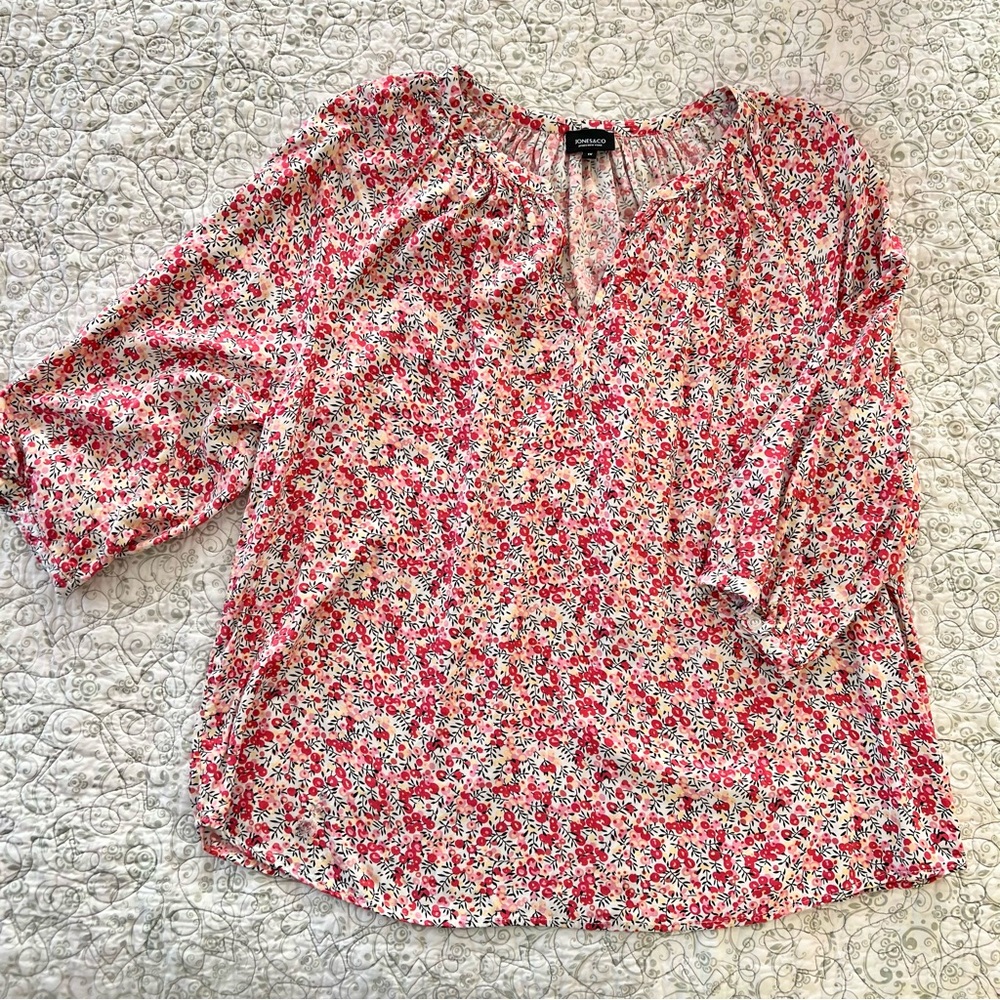 Jones New York Pink/White Floral 3/4 Sleeve Peasant Blouse Flowy Boho RenFaire